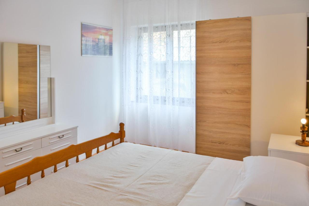 Apartman Gabrijela Senj  Exterior foto